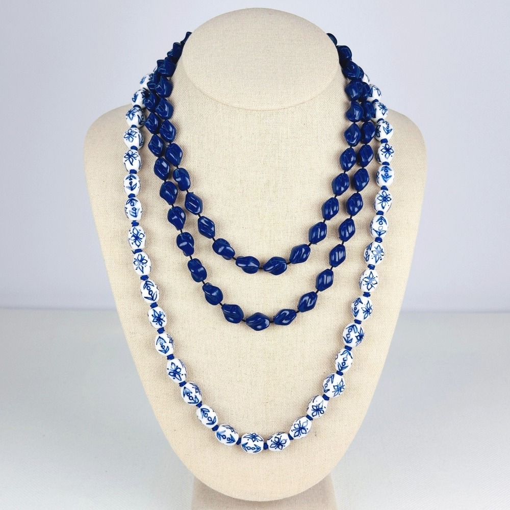 Vintage Set Sarah Coventry Blue and Hand Painted Porcelain‎ Chinoiserie Necklace